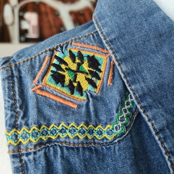 Embroidered Button Down By Girl Krazy - Picture 5 of 15